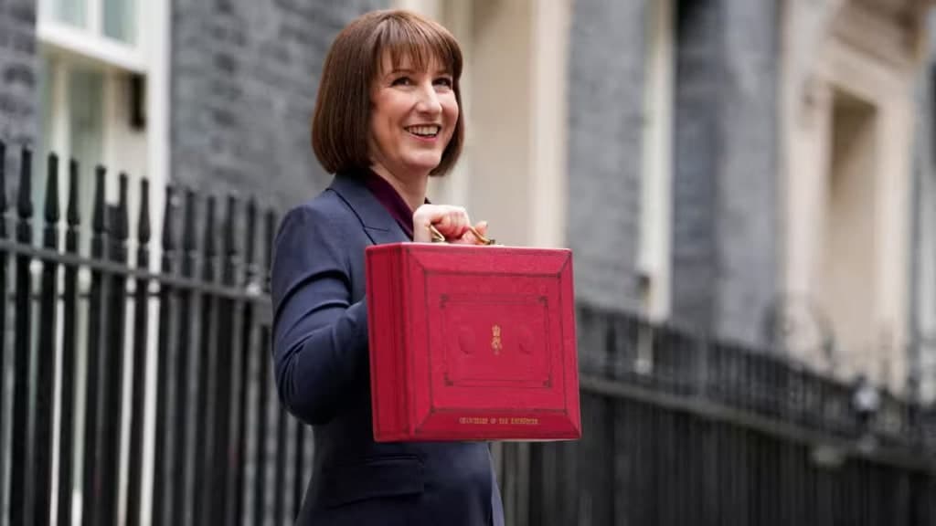 Labour’s Red Tape Reform: Cutting Costs and Simplifying Rules for Small Businesses