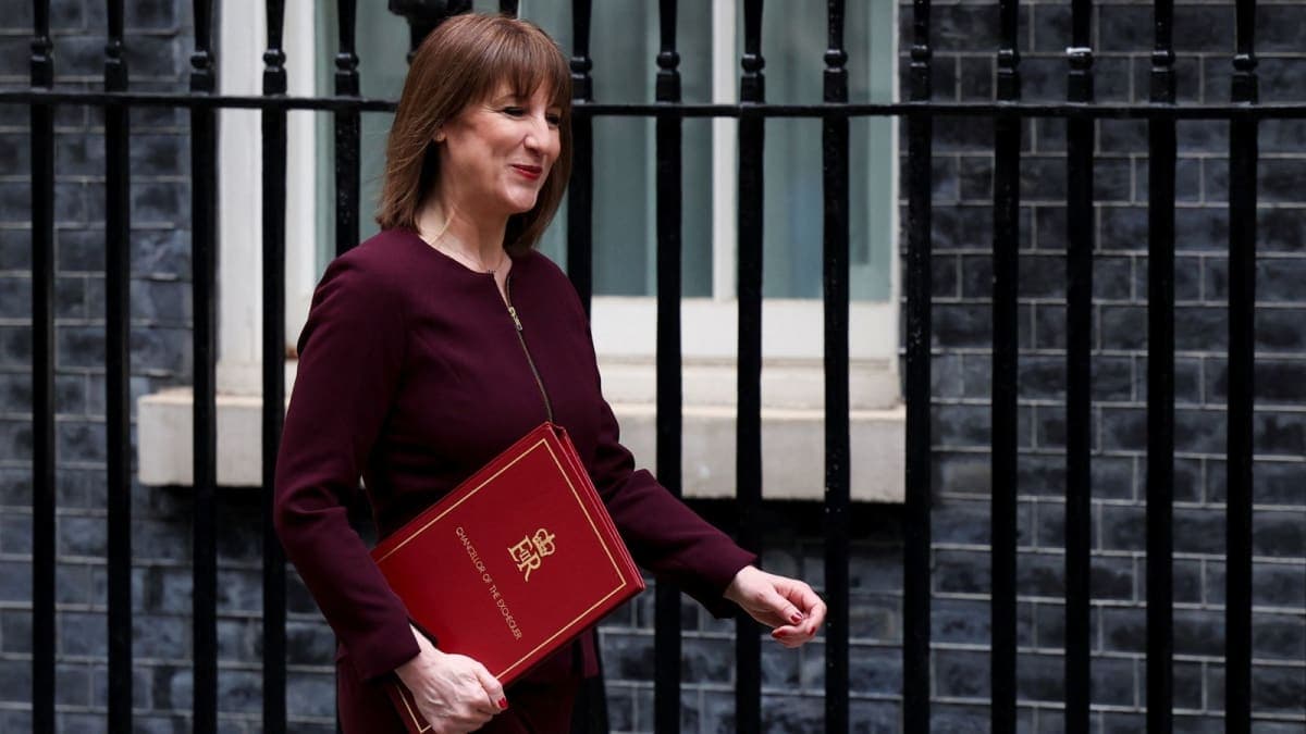 Rachel Reeves delivers low-key Spring Statement aimed at reassuring small businesses